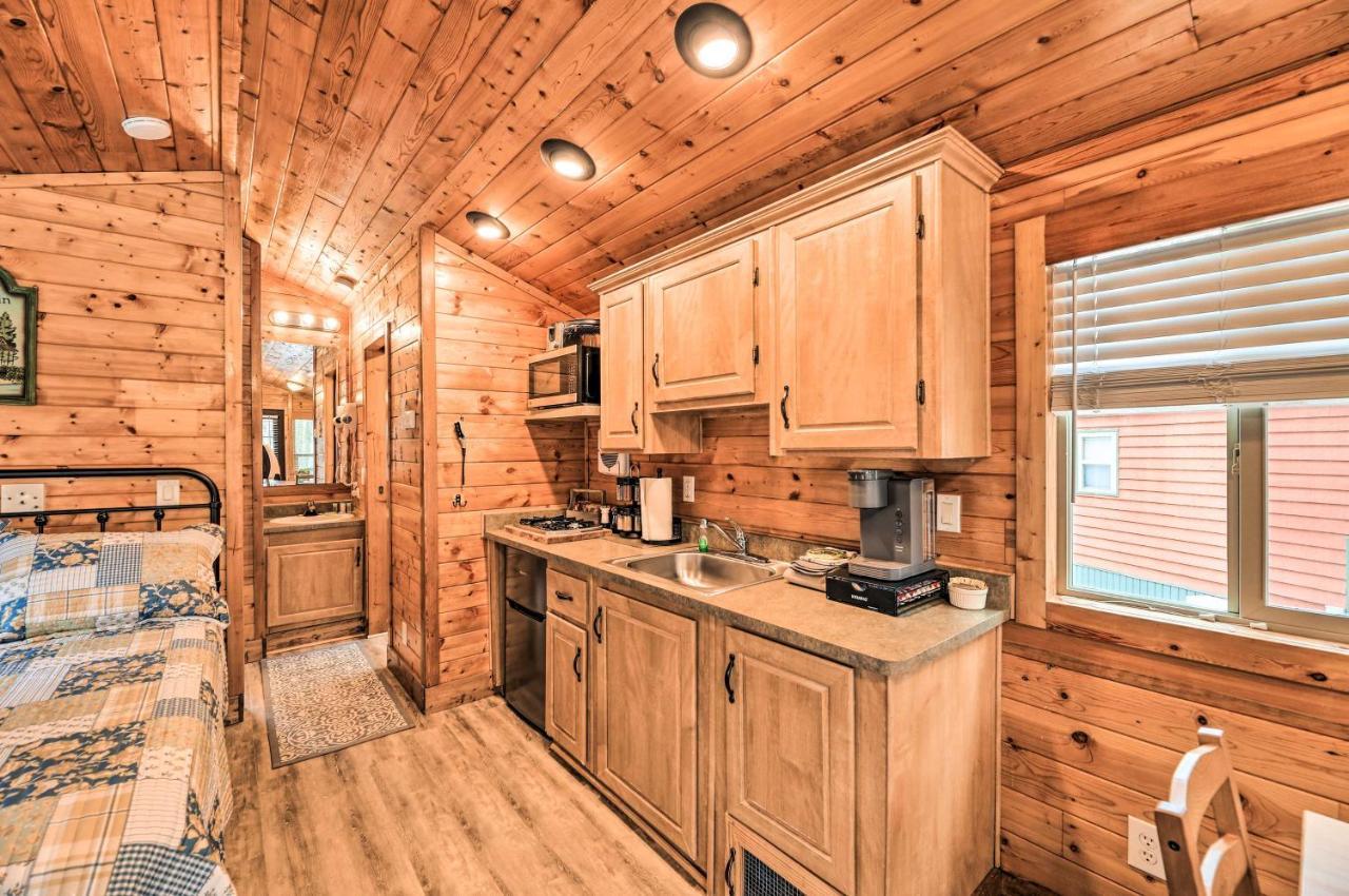 Beautiful New Bern Studio Cabin With Fire Pit! Esterno foto